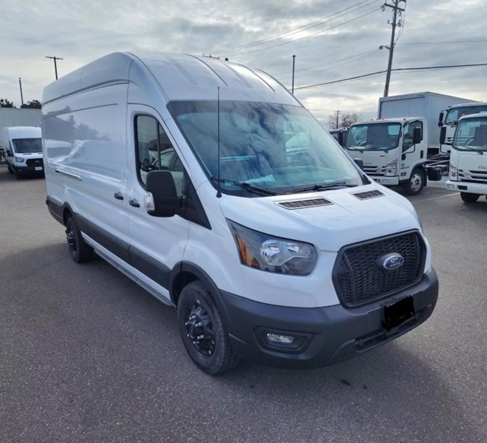 2024 Ford Transit | Photo 1 of 10